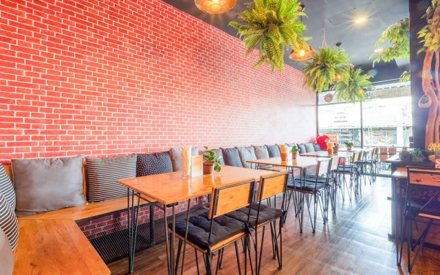 OYO 75306 Spice Guest House