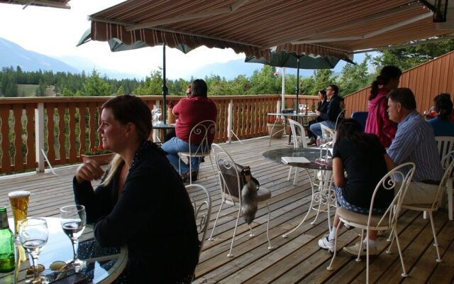 Rocky Mountain Springs Lodge