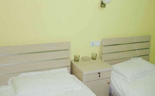 Qingdao Peninsula Impression Business Hotel