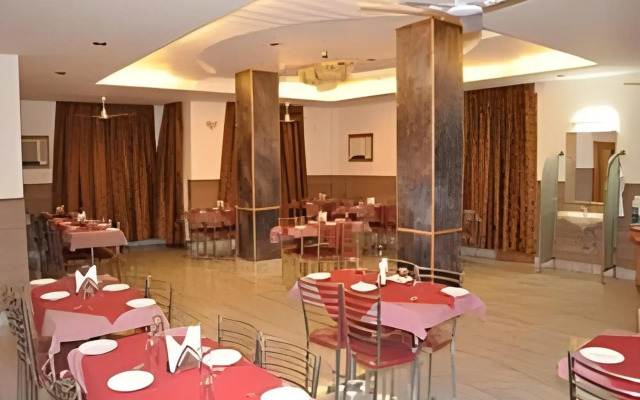 Vishal Hotel