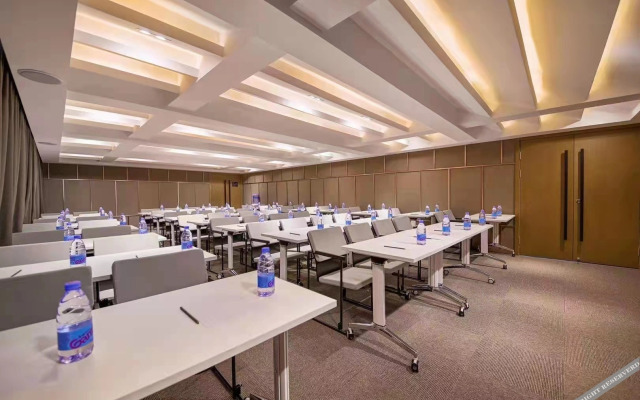 Hanting Hotel Huainan Railway Station