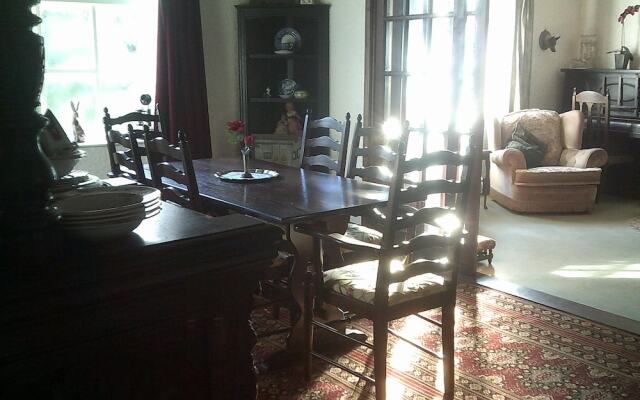 Wheatsheaf House Bed & Breakfast