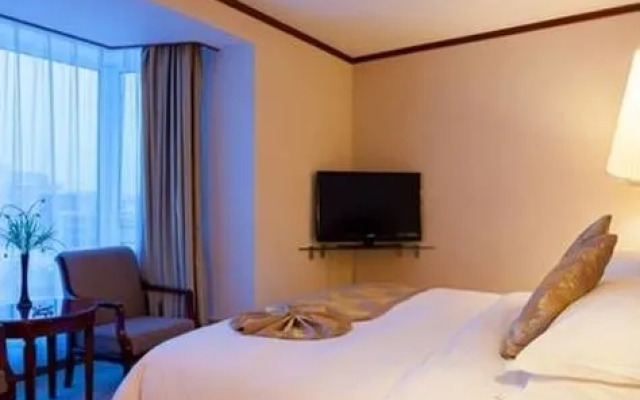 Changchun Celebrity Hotel