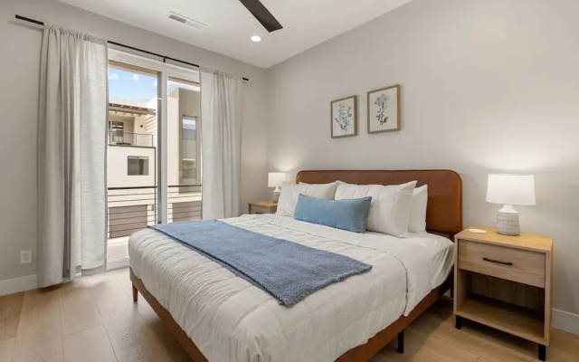 Weekend Vibes 5 Bedroom Townhouse