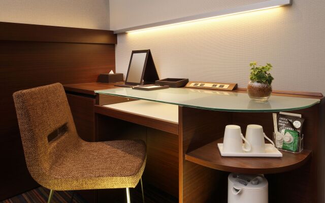 Keio Presso Inn Hamamatsucho Hotel
