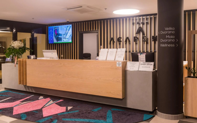 Hotel Academia