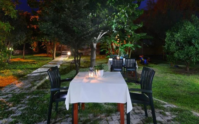 Oblomov Bungalows Apart