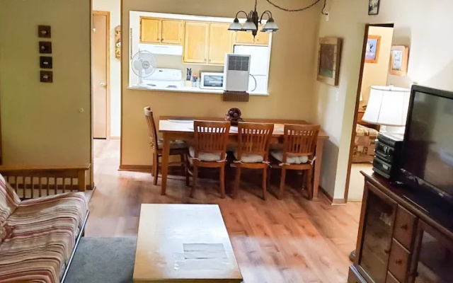 Ski Country 66-c 2 Bedroom Condo by Redawning