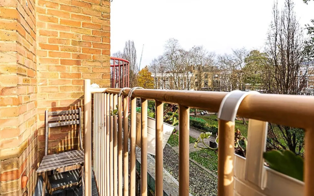 A Stylish Haven Near Portobello Road