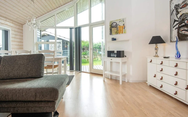 6 Person Holiday Home in Juelsminde-by Traum