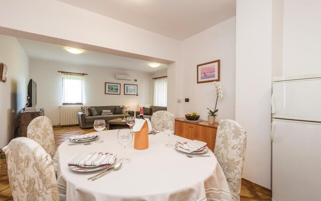 Amazing Home in Veprinac With Wifi and 2 Bedrooms