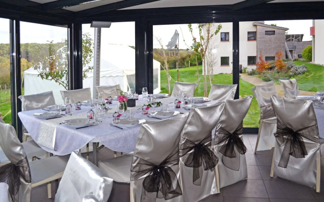 Gîtes LES Hauts DE Toulvern