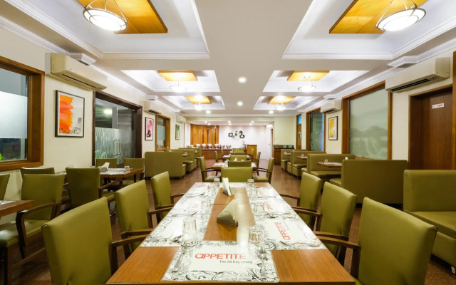 7 Apple Hotel Pimpri Pune