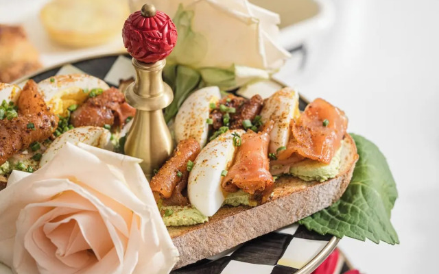 1313 West Luxury Boutique Hotel