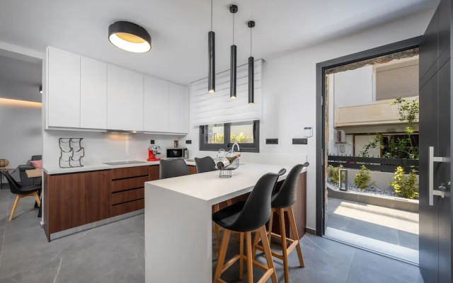Lavender Luxury Apartment in Rhodes