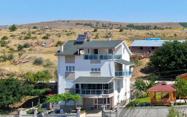 Sahan Apart ve Bungalov