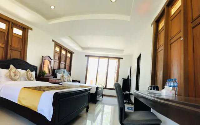 Vang Vieng Romantic Mountain View Resort