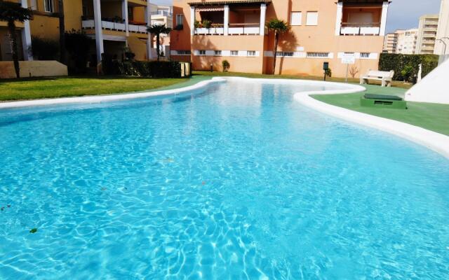 Los Juncos Apartamentos