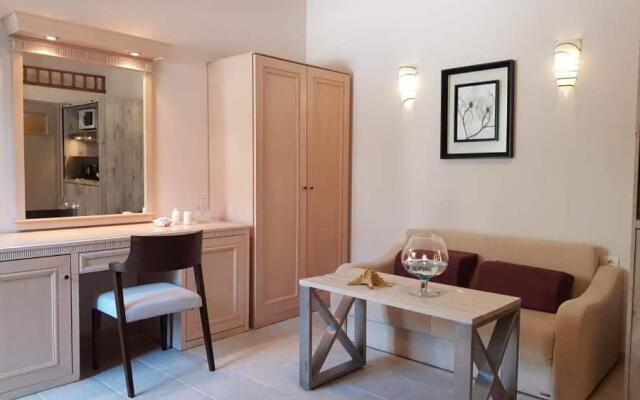 Arginonta Beach Apartments