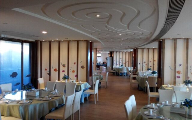 Poly Hailing Island Resort
