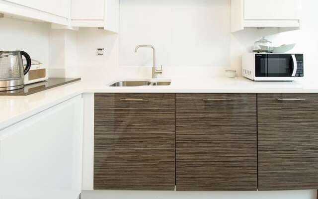 Number Eleven, beautiful 5 star apartment in Deganwy