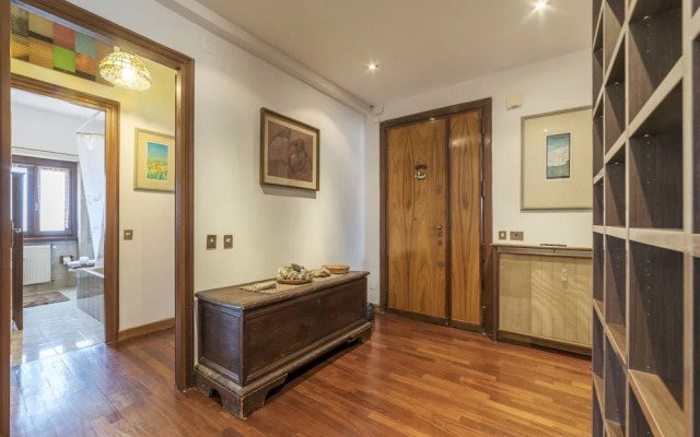 Portaportese Wooden Flat