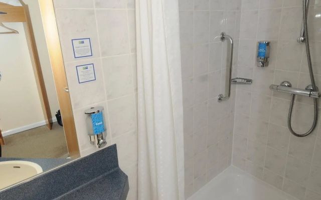 Holiday Inn Express London Hammersmith by IHG