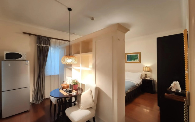 Ladoll Service Apartment