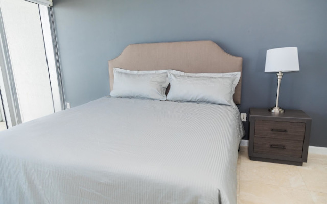 Icon Residences by Flashstay