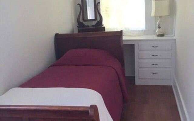 Collina Plantation Inn