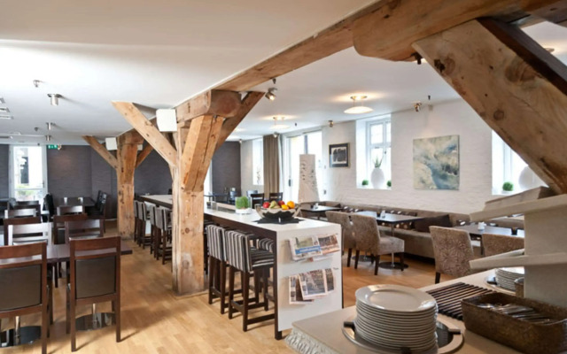 Hotel Brosundet