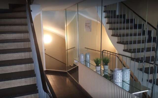 White Pearl Hostel