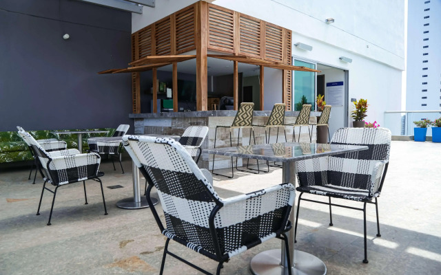 Hampton By Hilton Cartagena