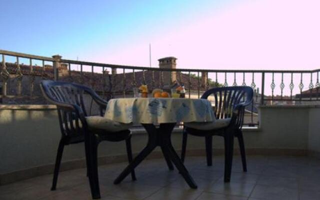 Aparthotel Bijeli Delfin