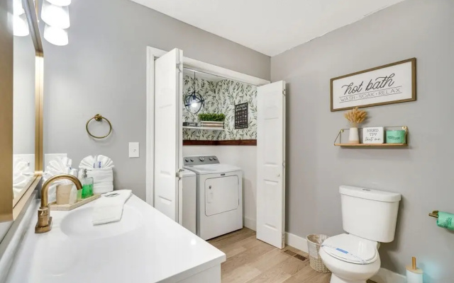 Sevierville Family Home w/ Hot Tub!