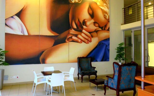 Sandton Apartments - Hydro