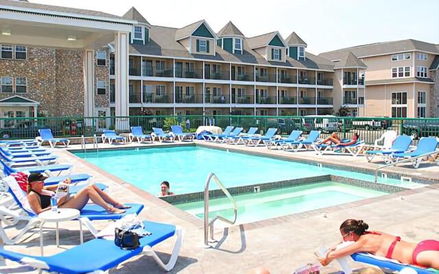 Crown Choice Inn & Suites Lakeview & Waterpark