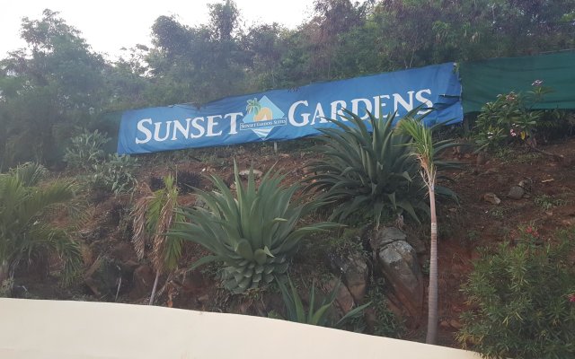 Sunset Gardens Guesthouse