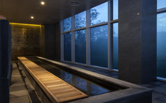 Hotel Tops 10