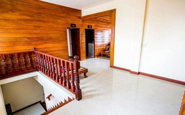 Wake Up at Muang Kao Boutique Hotel