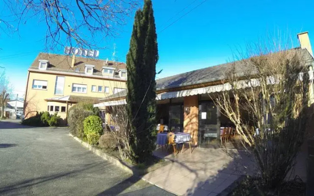 Hotel De La Poste