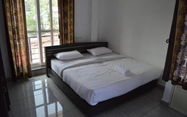 Tripstays 4085