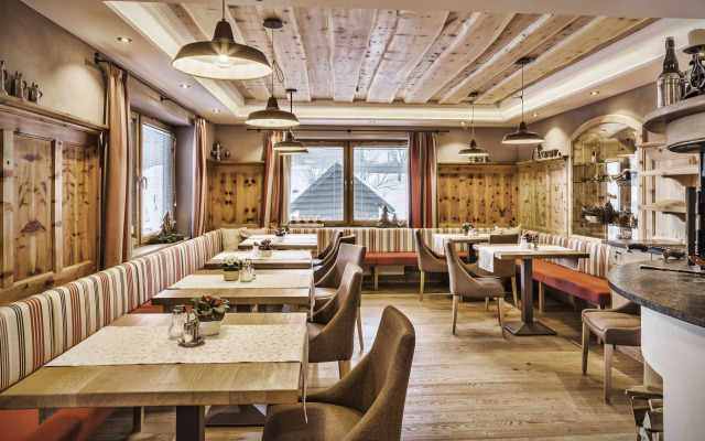 schau s´ Lüftenegger Apart-Zirbenpension