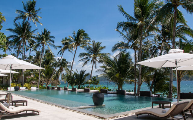 Pangulasian Island Resort