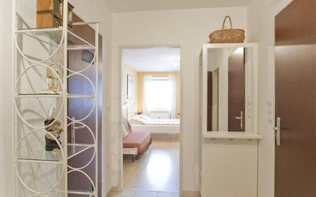 Vienna Opera Apartment