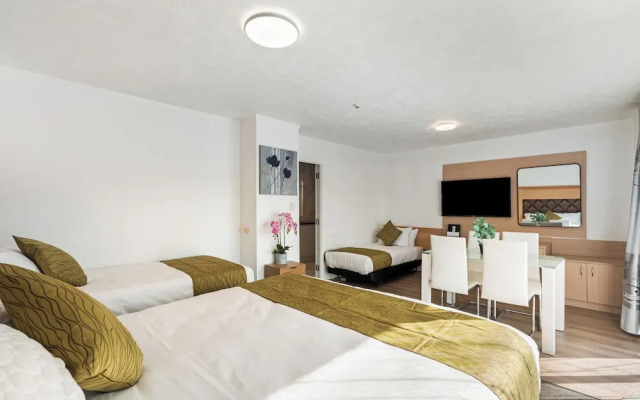 Airport Travel Air Motel