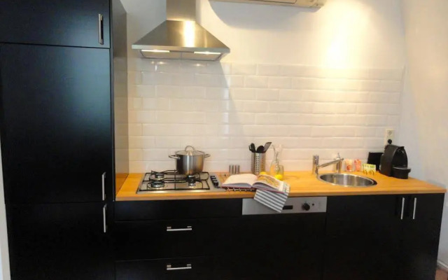 Frankendael Apartments Hotel