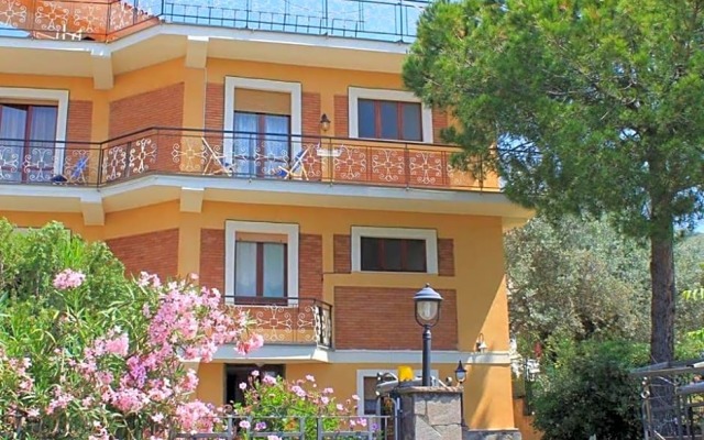 Villa Lembo