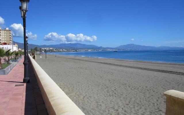 Apartamento 409 marina Real Puerto de la Duquesa playa