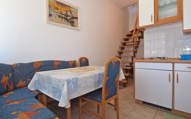 Apartment 1460